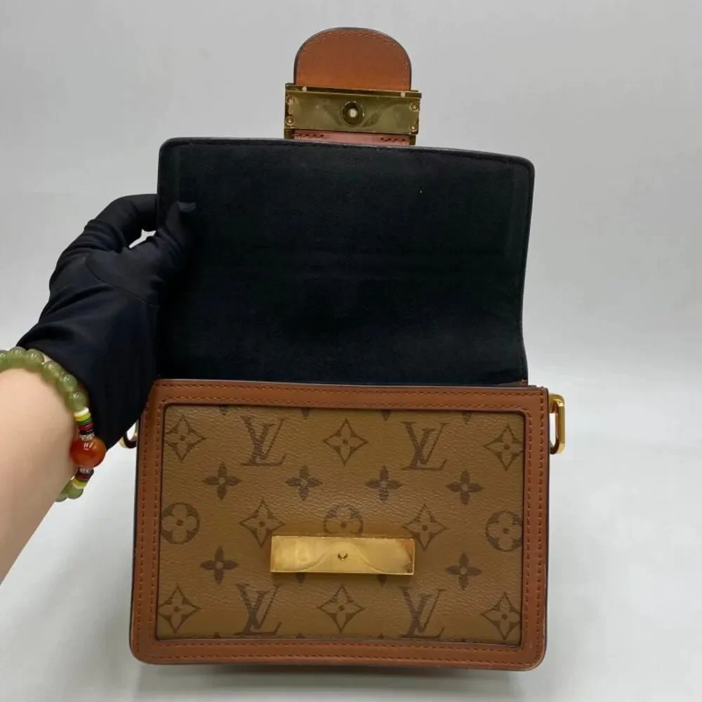 Louis Vuitton Women Pre-Loved Bag Very Good Condition
